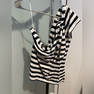 One shoulder bow top